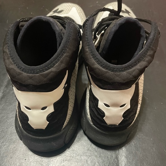 Project rock delta shoes - Picture 3 of 5